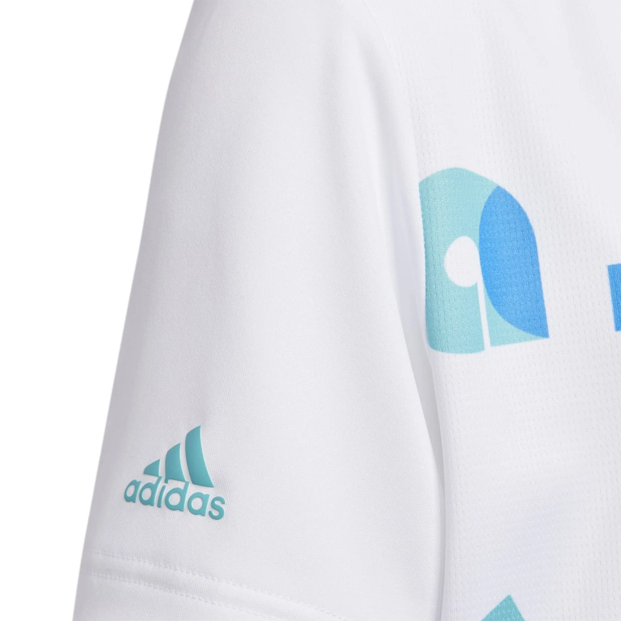 Junior Adidas Graphic Print Golf Polo Shirt HC0250 5 Junior Adidas Graphic Print Golf Polo Shirt HC0250 - Image 3